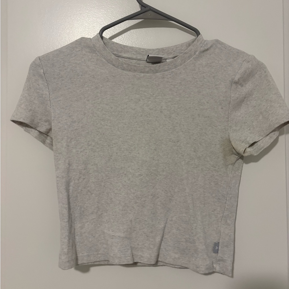 TNA Gray Cropped T-Shirt
